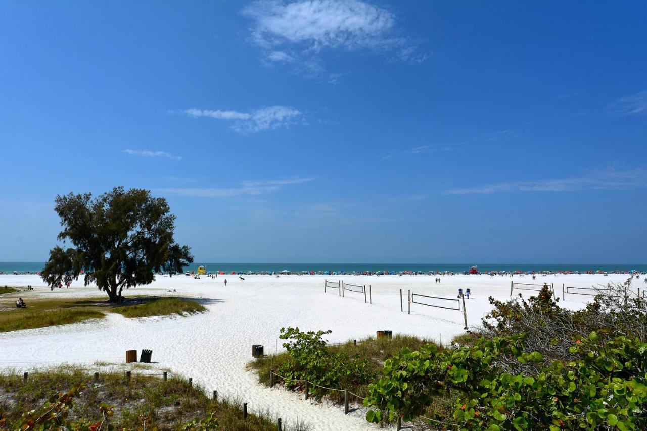 Canal 311 - Right In Siesta Key Village! Sarasota Exterior photo