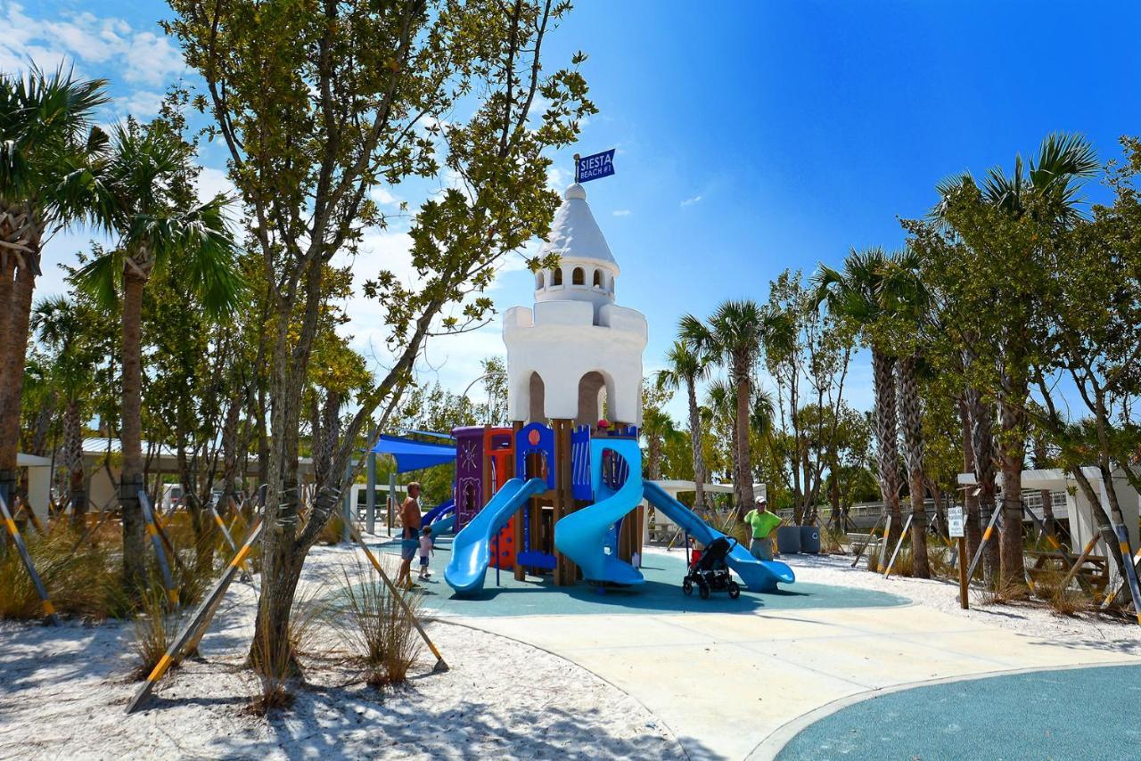 Canal 311 - Right In Siesta Key Village! Sarasota Exterior photo